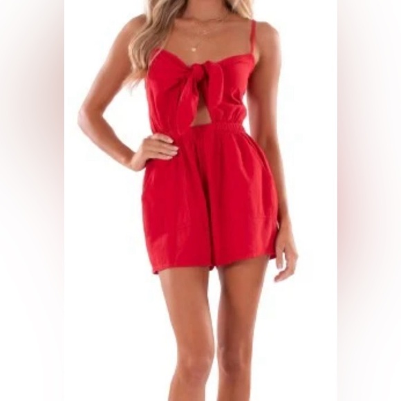 Abercrombie & Fitch red cut-out romper. Size XS - Picture 1 of 8